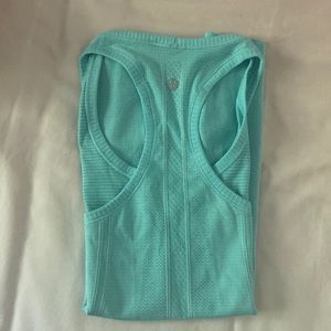 Lululemon Women’s Tank Top